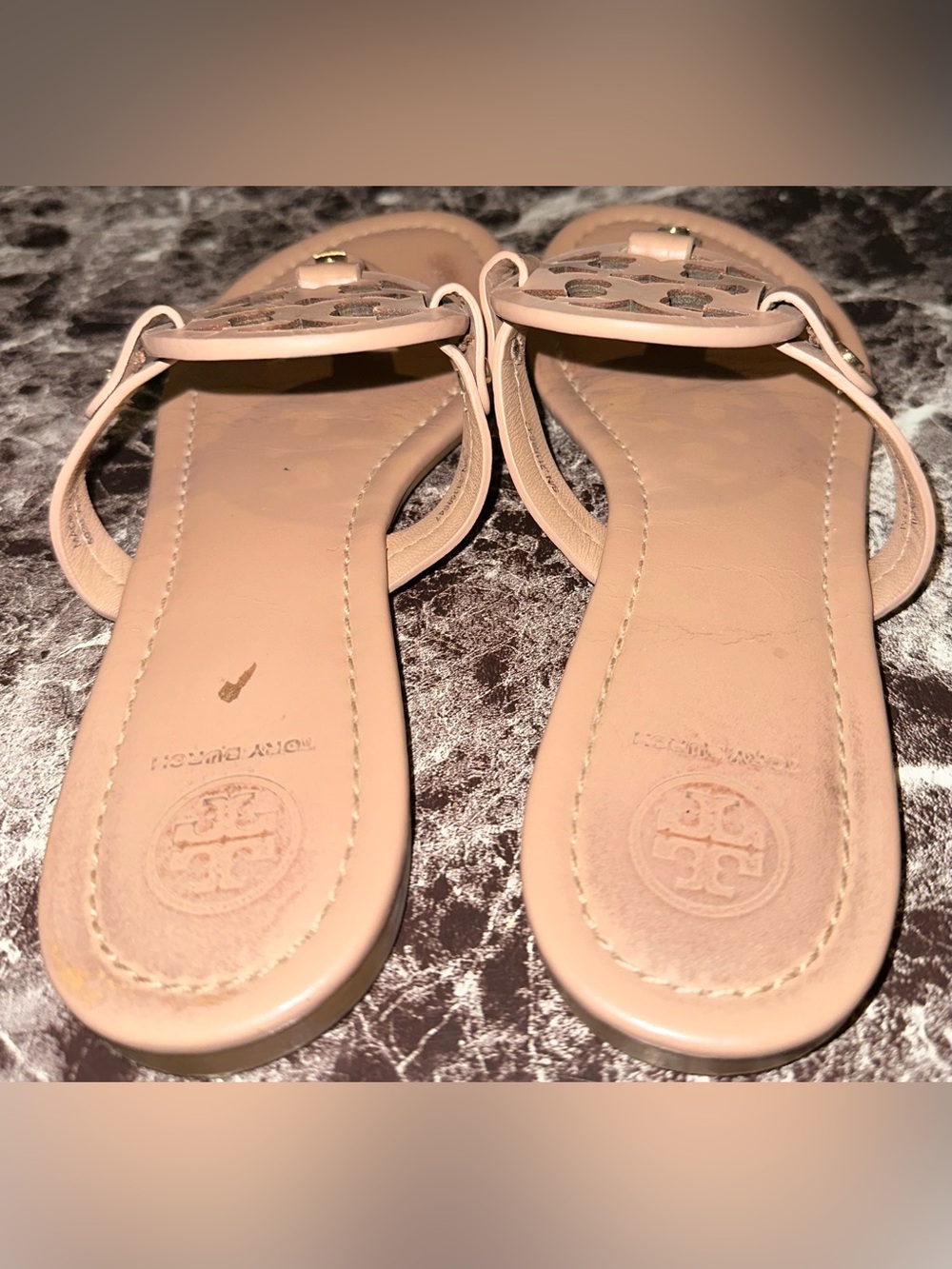 Tory Burch Leather Logo Thong Sandals in Blush Pink